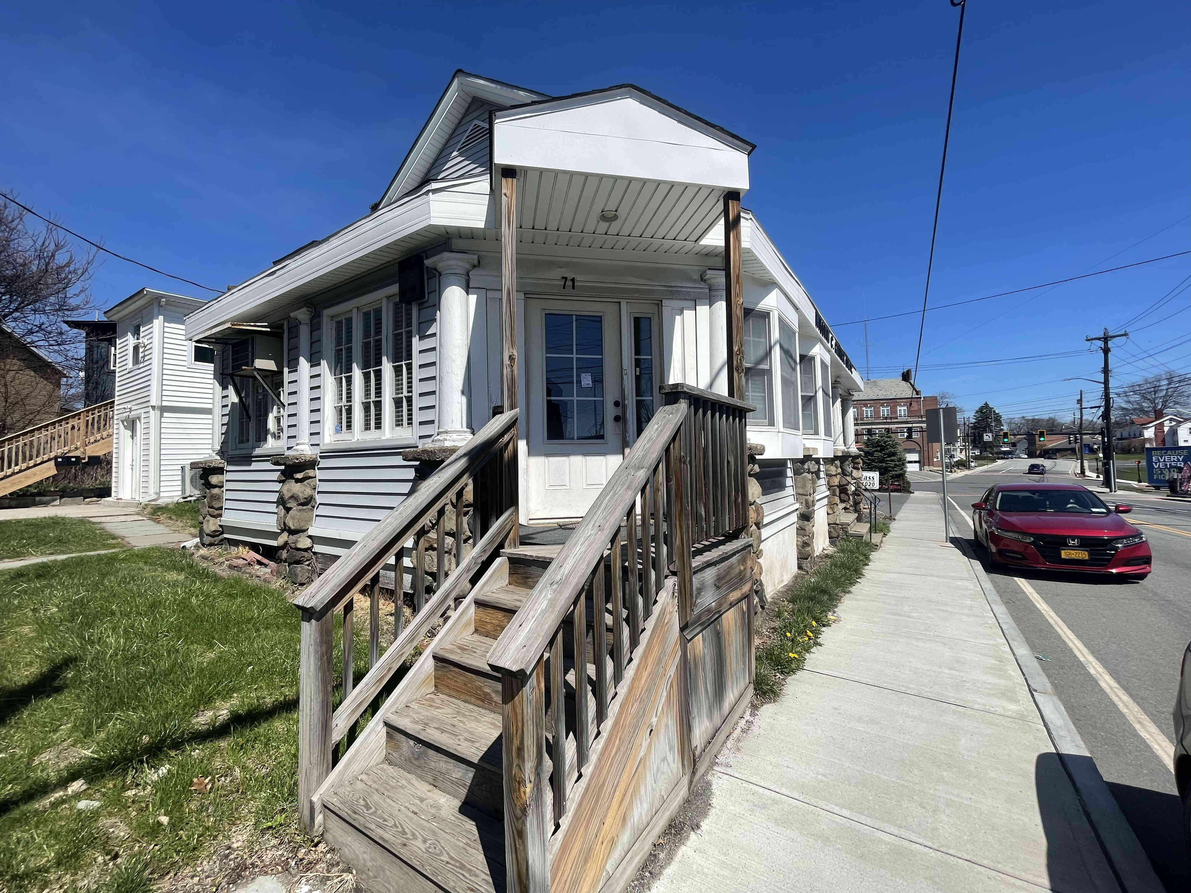 黃醫生診所正門